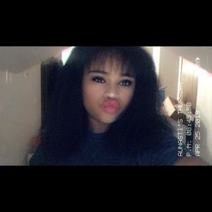 Meet your Posher, Aunasti